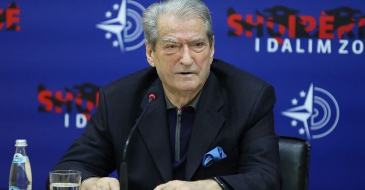 LARGIMI I TË RINJVE/ Berisha: Polonia ka humbur 20 përqind të popullatës në Luftën Botërore, Shqipëria ka humbur…