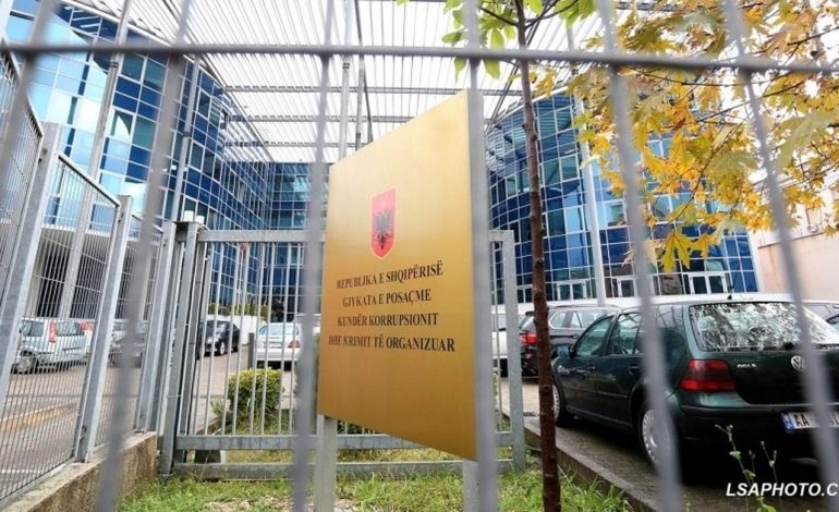 PRONA NGA HIMARA NË LEZHË/ SPAK i sekuestron pasurinë dhe çon për gjykim ish-anëtarin e Gjykatës së Lartë (EMRI)