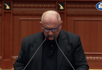 “URGJENTE ÇËSHTJA E ÇMIMEVE…”/ Vasili për rishikimin e buxhetit: S’kemi qeverisje! Paratë këtu transferohen njësoj si…