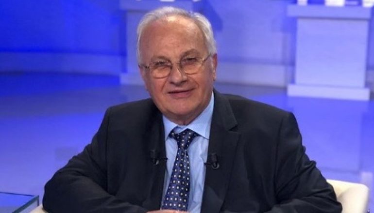 U SHUA NË MOSHËN 80 VJEÇARE/ Kush ishte Isuf Kalo, mjeku personal i ish-diktatorit Enver Hoxha
