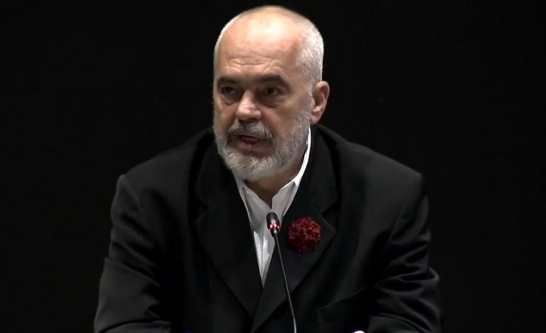 ZGJEDHJET/ Prej disa orësh në takim me drejtues politikë të qarqeve, kryesocialisti Rama jep porositë