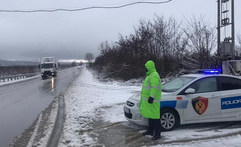 MOTI I KEQ NË VEND/ Policia thirrje drejtuesve të mjeteve: Zbatoni rregullat e qarkullimit rrugor