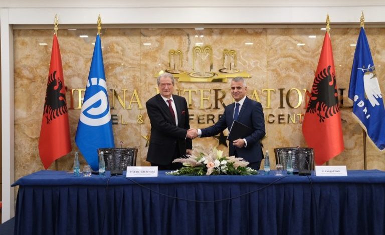 KOALICIONI PD-PBDNJ/ Meta përshëndet marrëveshjen: Hap për bashkimin e opozitës për fitoren më 14 maj