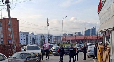 E RËNDË NË PRISHTINË/ Banorët gjejnë një grua pa ndjenja në rrugë, detajet e para