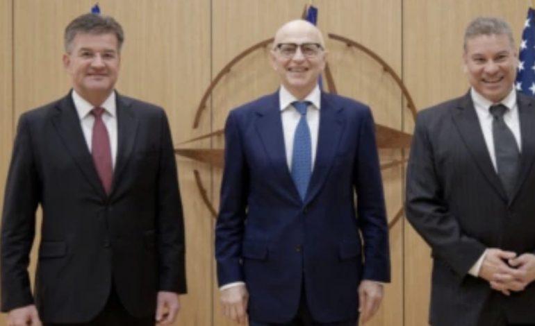 Escobar dhe Lajçak diskutojnë situatën në Kosovë dhe rajon me ambasadorët e NATO-s