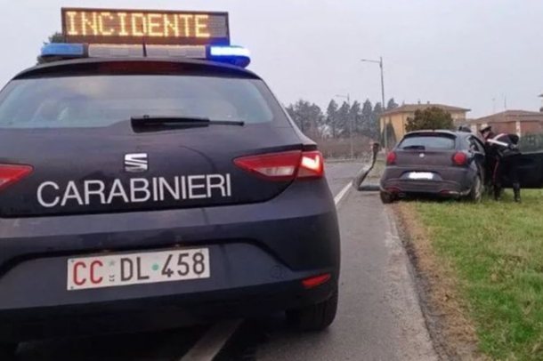 XHIROJA ME MAKINË NATËN E NDËRRIMIT TË VITEVE I KUSHTOI SHTRENJTË/ I riu shqiptar në Itali arrestohet pasi…