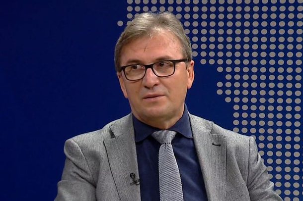 SHPËRTHIM I GRIPIT/ Mjeku Brataj sqaron: Është shumë agresiv, shfaqet me temperaturë…