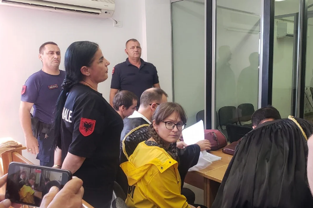 HETIMI PËR SPIUNËT RUSË/ Ende nuk janë zbërthyer telefonat dhe droni i sekuestruar