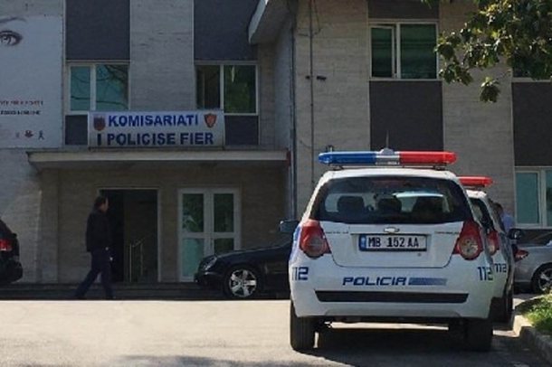 “ËSHTË ME TRE FËMIJË…”/ Dëshmitarja flet për plagosjen në Fier: Dëgjuam vetëm krismat