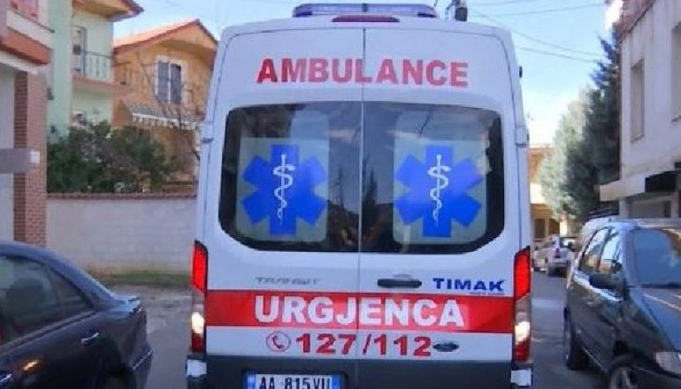 E RËNDË/ Ra aksidentalisht nga kati i tretë i pallatit, humb jetën 68-vjeçari në Tiranë