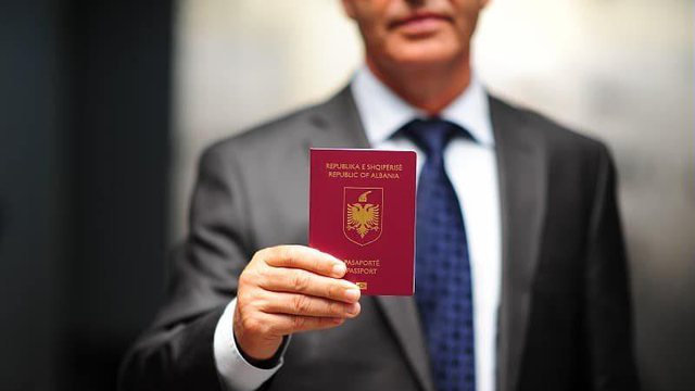 NË SA SHTETE TË BOTËS MUND TË UDHËTONI? Ja sa e fuqishme është pasaporta shqiptare