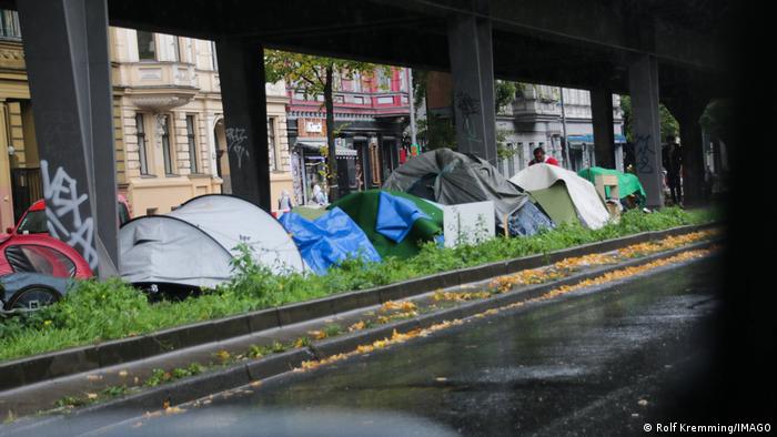 “VARFËRIA EKSTREME PO SHTOHET”/ Studimi i Oxfam: Të pasurit dolën të fituar nga pandemia dhe kriza energjetike