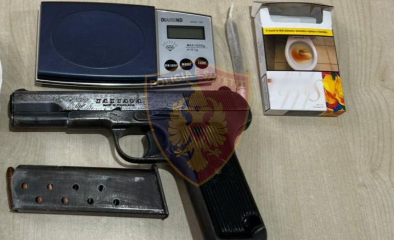LËVIZTE ME AUTMJET I ARMATOSUR/ Pranga 19-vjeçarit në Lezhë, telashe edhe për të vëllanë