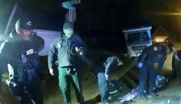 SHBA/ Policia publikon filmimet nga rrahja fatale e afrikano-amerikanit