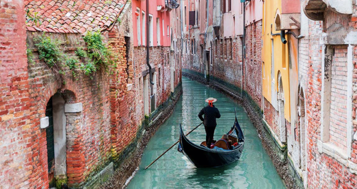 MË SHUMË SE 90% ME GURIN E ISTRIAS/ Arkitektura e qytetit lundrues: Si u ndërtua Venecia?