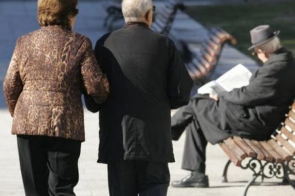 KUSH JETON MË GJATË NË SHQIPËRI? Studimi: Burrat e Kukësit dhe gratë e …