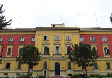 ARRESTIMI I ZYRTARËVE TË MINISTRISË SË FINANCAVE/ Zbardhet historiku i veprimeve. Prokuroria: Banka dha ‘alarmin’ kur Ilir Thana tërhoqi…