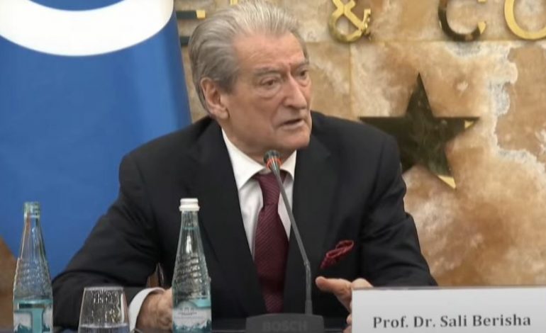 PD KOALICION ME PBDNJ-NË/ Berisha në krah të Dules: Do i japim goditje fatale sistemit monist, synojmë…
