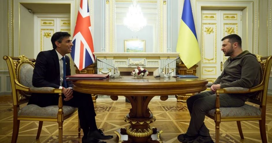 LUFTA/ Mbretëria e Bashkuar do t’i dërgojë tanke Ukrainës, Sunak: Do rrisim mbështetjen ndaj Kievit
