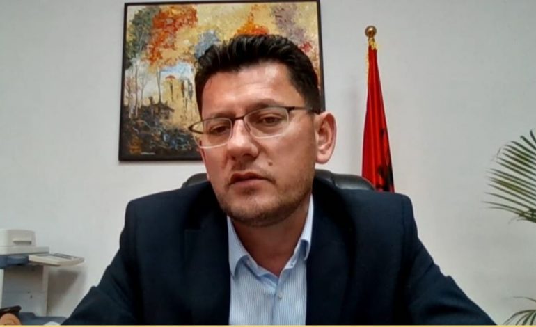 RADHË TË GJATË PËR TË MARRË PENSIONIN/ Flet kreu ISSH: Bonusin mund ta merrni brenda 3 viteve, s’ka arsye për shqetësim