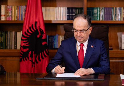 ARSYEJA/ Presidenti Begaj thërret mbledhjen e Këshillit të Sigurimit Kombëtar
