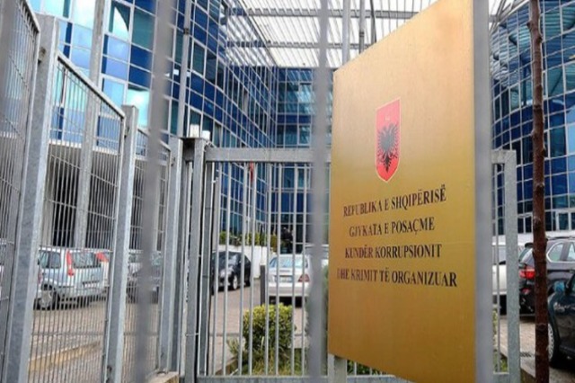NGA KONTROLLI NË BANESËN E RAMAZAN RRAJËS TEK ARRESTIMI I AKIL NERJAKUT/ Si u zhvillua aksioni Top sekret nga SPAK