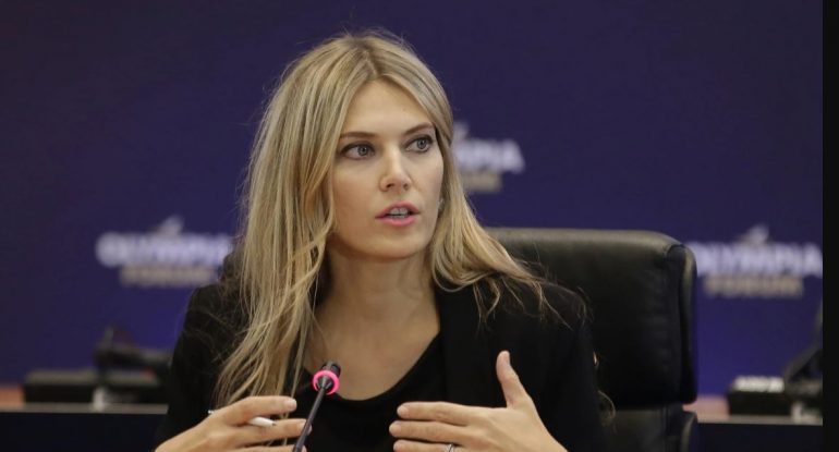 AKUZOHET SE MERRTE MILIONA EURO NGA KATARI/ Eurodeputetja Eva Kiali kalon natën e ndërrimit të viteve në qeli me televizor dhe telefon