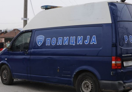 DETAJET/ Po dërgohej në spital, si u arratis i dënuari nga furgoni i policisë gjatë transportit! I mori armën shoferit dhe e plagosi