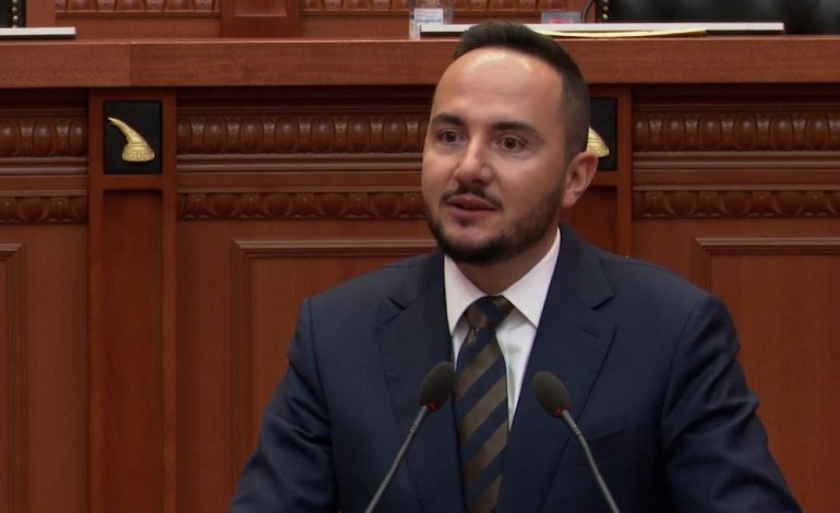 “DI T’I JAPIM DREJTIM BASHKIMIT TË PD”/ Salianji flet për shkarkimin e Alibeajt: Nuk jemi me nxitim, shumica ka vendosur që…