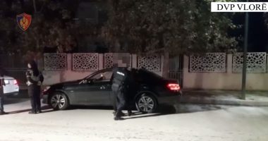 EMRAT/ Të shpallur në kërkim për vepra të ndryshme penale, arrestohet 4 persona në Vlorë
