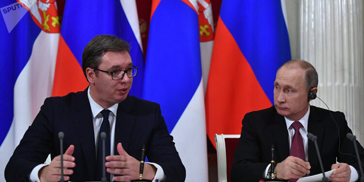 SERBIA KUNDËR RUSISË/ Vuçiç: Ndaloni thirrjen për qytetarët serbë që të luftojnë në Ukrainë