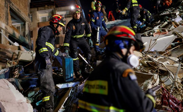 MREKULLI NËN RRËNOJA/ Një burrë nxirret i gjallë pas 167 orësh