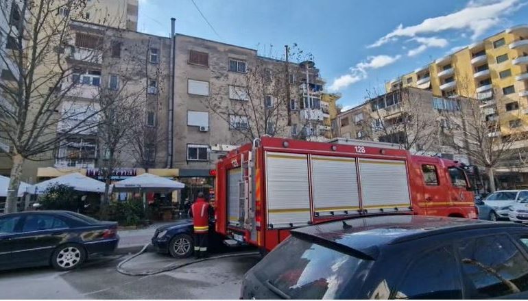 DETAJET E PARA/ Shpërthen në flakë restoranti në Vlorë, ja shkaku