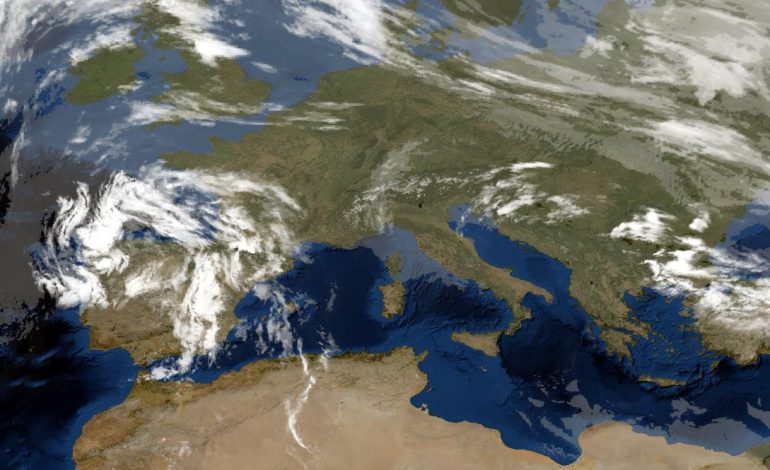 DIELL DHE TEMPERATURA VERORE/ Parashikimi i motit për sot