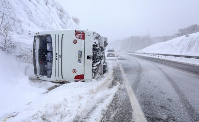 AKSIDENTI I AUTOBUZIT SHQIPTAR NË KROACI/ Pasagjerët të gjithë në spital, një grua rëndë. Zbardhen emrat