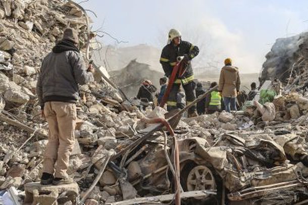 PUBLIKOHEN SHIFRAT/ 73 SHQIPTARË kanë ndërruar jetë nga tërmeti katastrofik në Turqi