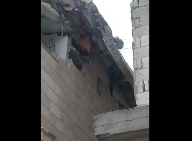 PAMJE TË RËNDA/ Tërmeti në Turqi, burri i varur në ndërtesë lutet për ndihmë