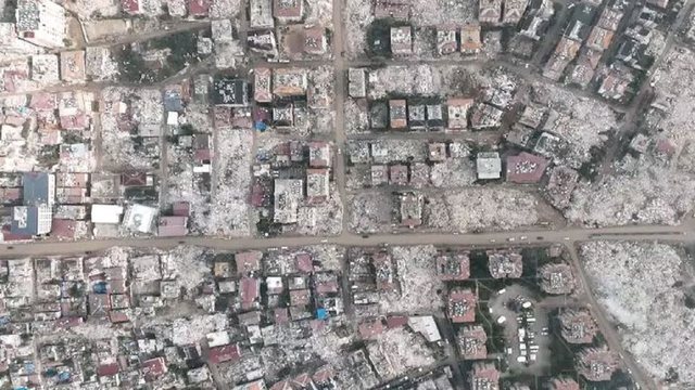 TURQIA E “GJUNJËZUAR” NGA TËRMETET/ Në total janë regjistruar mbi 7 mijë pasgoditje