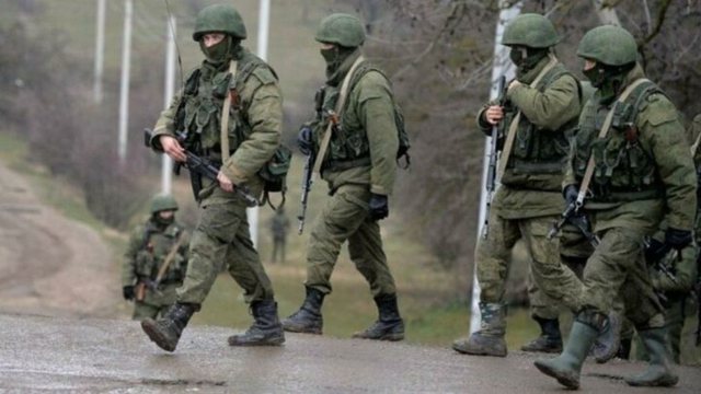 “NJË ADOLESHENTI I PREMË VESHËT…”/ Zbardhen telefonatat e ushtarëve rusë në Ukrainë