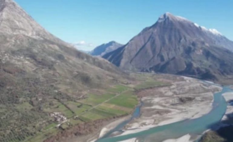 DETAJET/ Greqia dhe Shqipëria bien dakord për të kthyer lumin “Vjosa” në një park ndërkufitar