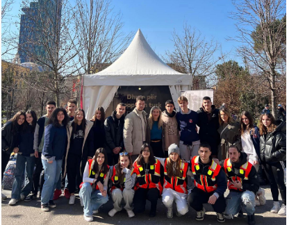 QYTETARËT SOLIDARIZOHEN ME POPULLIN TURK/ Veliaj: Faleminderit secilit vullnetar për kontributin e dhënë