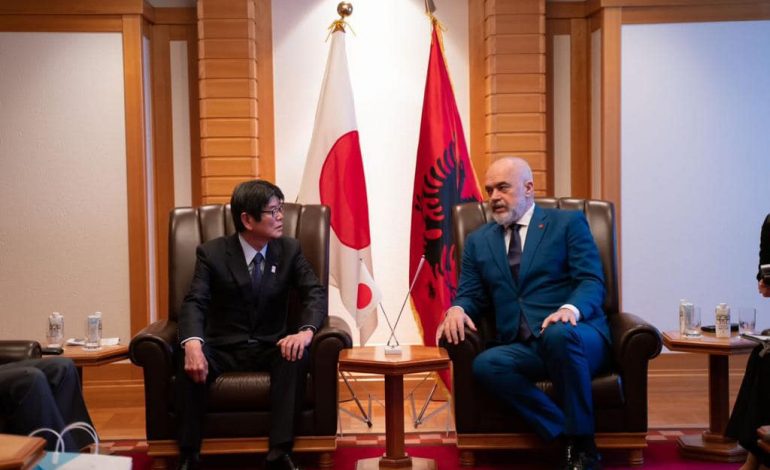 DITA E DYTË E VIZITËS ZYRTARE NË JAPONI/ Rama takohet me drejtuesit e kompanisë “Sumitomo Electric”