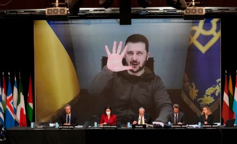 ANALIZA E VOA: Ukraina nuk dorëzohet përballë agresionit rus, synon anëtarësimin në NATO dhe BE