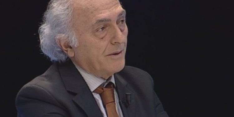 FRROK ÇUPI/ Sa shumë gëzim ka për Alda Klosin!
