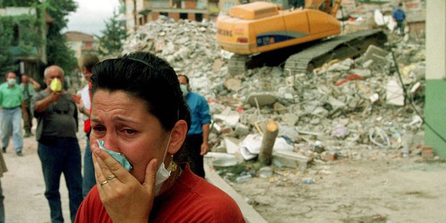 E TRISHTË/ Tërmeti tragjik në Turqi, ylli i telenovelave turke gjendet e vdekur nën rrënoja (FOTO)