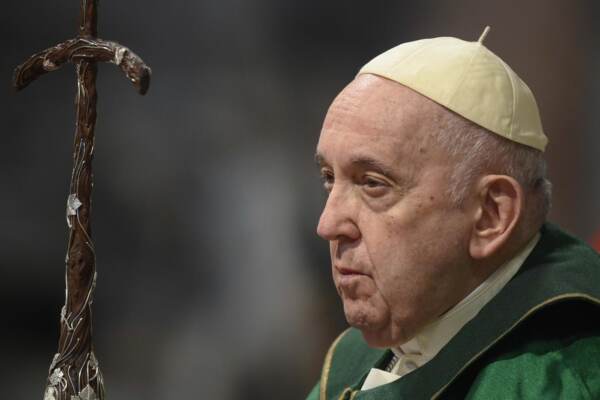 TËRMETET E FUQISHME/ Papa Françesko: Lutem për Sirinë dhe Turqinë! I pikëlluar nga humbja e jetëve…