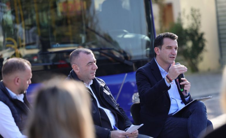 TRANSPORTI PUBLIK/ Veliaj me operatorët: Rrisim cilësinë e shërbimit për qytetarët. Kohën e pritjes…