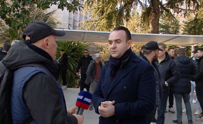 PROTESTA E OPOZITËS/ Shefi i Organizimit në PD: Rama të dëgjojë zërin e qytetarëve, të japë dorëheqje!