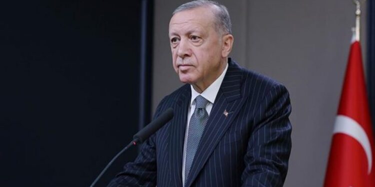 TËRMETI/ Erdogan: 98 për qind e ndërtesave të shembura janë ato të ndërtuara para vitit 1999