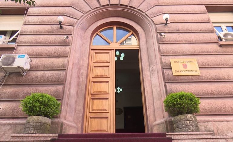 DËSHTON RAUNDI I DYTË I VENDIMIT/ Gjykata Kushtetuese ende pa kryetar